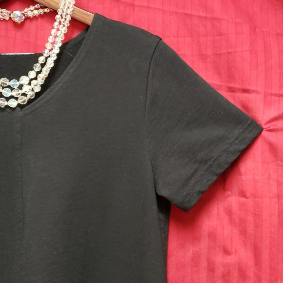 Cotton Studio Black V- Neck, Relax Fit Dress with pockets. - Picture 6 of 8